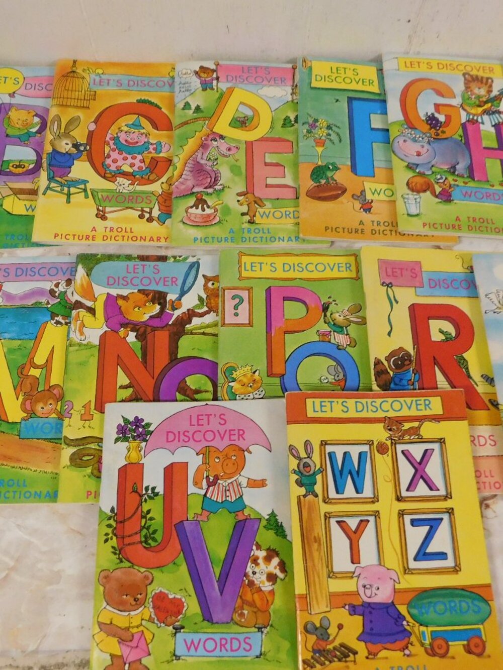 1974 Troll Associates Picture Dictionary Soft Cover Books Complete A - Z Lets Di